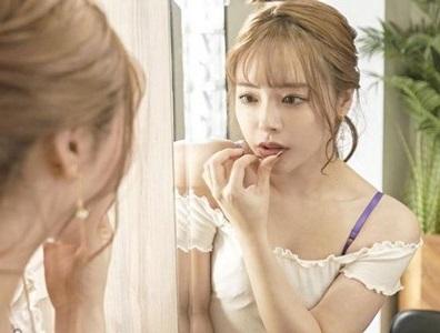 【ギャル美容師×誘惑】＜小倉由菜＞半端なく可愛いギャル美容師が客の勃起チンポをシゴきヌキ可愛いお口でしゃぶり尽くす♥