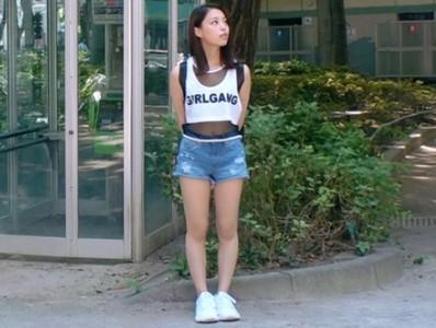 【むっつりスケベ美女】ヘアメイクの専門学校に通う可愛い女子が水色下着着衣で勃起チンポをしゃぶりやらしいおマンコに挿入