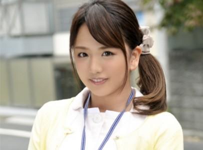 【爆乳ナース×中出し】むちむちボディの爆乳ナースが病室で患者の勃起チンポをエロおマンコに中出し挿入されイキまくる♥