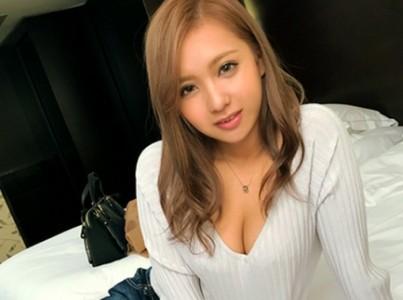 【ギャル美容部員】可愛く巨乳でエロい色気ダダ漏れの美容部員20歳ギャルのおマンコに勃起チンポ挿入＆クリ責めで大洪水!