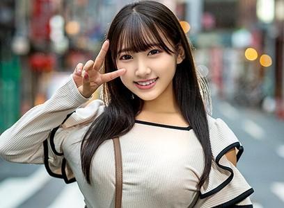【爆乳女子大生】『暴れまくる爆乳Jカップ!』服の上からでも分かる爆乳JDがやらしい身体にオイルを塗りマッサージセックス!