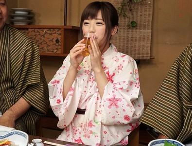 【禁欲解放】「もう我慢出来ないよー♥」セックス＆オナニーを30日間禁止された爆乳美女が温泉宿で解放され激しくイキまくる!