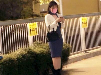 【巨乳看護学生】極エロボディの巨乳看護学生20歳がヒョウ柄猫コスランジェリー着衣で極太チンポをエロマンに挿入されイク♥