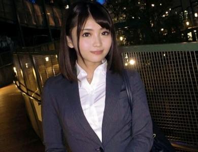 【激カワOL×乱交】『この顔でド変態!』激カワ生保レディ24歳が超ドM!男2人に責めまくられ終始喘ぎっぱなしw