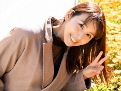 【四十路×ハメ撮り】旦那と子供2人を持つ上品な45歳美人妻がリモバイで悶え年下勃起チンポを濡れマンに挿入されイキ乱れる♥