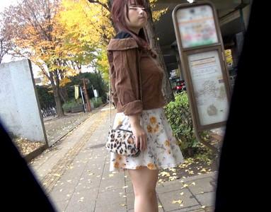 【爆乳×中出し】「毎朝見ていたよ...」毎日同じ時間に一緒にバスに乗車する爆乳美少女に狙いを定め男2人が中出しで犯す!