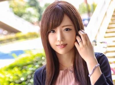 【巨乳美女×ハメ撮り】『半端なく可愛くエロい!』旦那が公務員の可愛い青下着を履いたギャル系巨乳人妻28歳がAV出演!