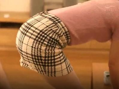 【美人妻×義父】「お義父さん...ダメです...」義父にリモバイ装着させられ散歩からオナニーから犯される美人奥様!