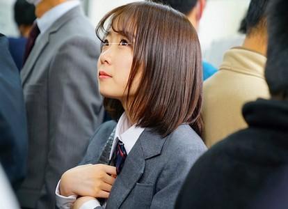【女子高生×中出しレイプ】『この美少女JKが中出しレイプされる!』ショートカットが似合う可愛いJKが電車内で中出しされる