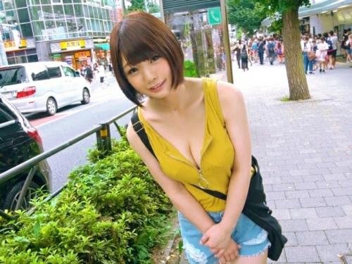 【爆乳女子大生】『きゃりー○みゅ○みゅ似!』爆乳Gカップの色白スレンダーJDの極上パイズリから勃起チンポをエロマンに挿入