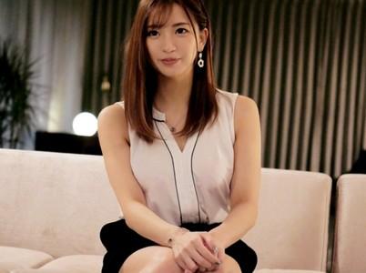 ※強烈美人!【巨乳美熟女】大人の色気ムンムンの綺麗系巨乳美熟女29歳が可愛いブラからはみ出す巨乳をさらけ出し濃厚エッチ♥