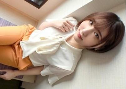 【美人妻】ショートカットが似合う色気ムンムンの美人妻が他人棒でイキ乱れる！