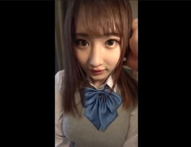 【JK×中出し】「撮られるの恥ずかしい...」制服の上からでも分かる爆乳美少女JKが学校をサボりおじさんと中出し円光!