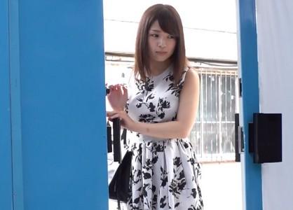 【マジックミラー号×中出しレイプ】MM号企画を断わったスレンダー美女に媚薬入りドリンクを飲ませ屋外で中出しレイプ!