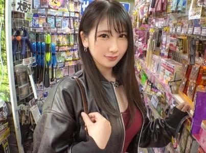 【巨乳×キャバ嬢】色気ムンムンの巨乳キャバ嬢21歳がクソエロいランジェリー着衣のままパンティずらし勃起チンポ挿入!