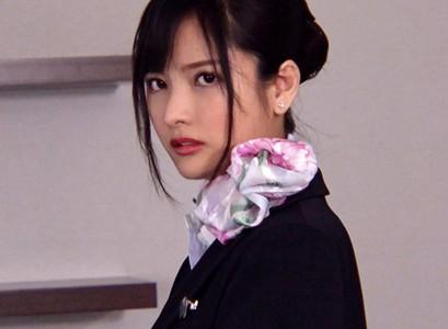 【高飛車CA×レイプ】「何!あなたたちｯ!」高飛車で生意気な美人CAが黒パンスト＆制服着衣のままホテルで強引に犯される!