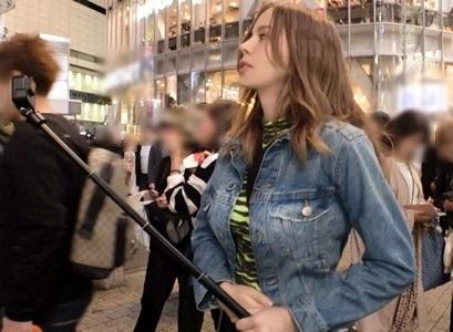 【爆乳×白人】可愛いパンティを履いた透き通るような肌の爆乳GカップYouTuberロシア人をナンパしホテルでセックス!
