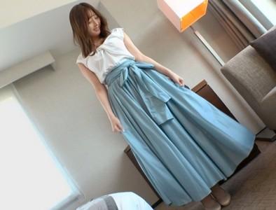 【巨乳丸の内OL】可愛い顔に巨乳で上品な丸の内OLが可愛いブラから乳首をはみ出させ勃起チンポ挿入され可愛く喘ぎイク♥