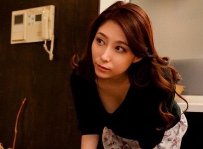 【美熟女ママ×息子】「今日もエッチしちゃおっか?」不慮の事故で死んでしまったAVオタクが転生し憧れのAV女優の息子に!