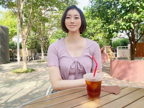 【巨乳美熟女人妻】ママさんバレーをするショートカットが似合う清楚系巨乳奥様33歳が夫公認NTRセックスをする!