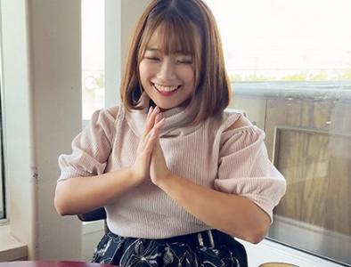 【爆乳人妻】『白パンティからはみ出る剛毛マン毛!』服の上からでも分かる爆乳Hカップパート妻が白昼ラブホで不貞行為!