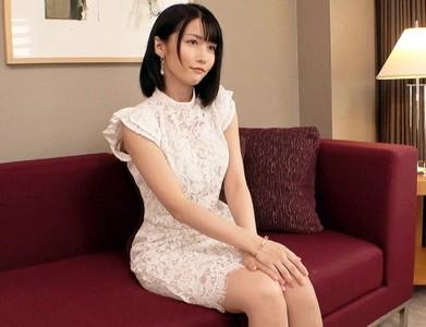 【巨乳美熟女奥様】清楚で上品なセックスレス巨乳人妻30歳が極太他人棒を求めAV出演!日頃の性欲が爆発し激しくイキ乱れる!