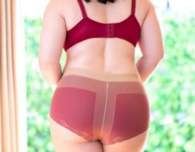 【美熟女奥様×初撮り】若い頃は遊びまくっていた2人の子持ちド迫力豊満ムチムチボディの美熟女奥様がAV初撮り!
