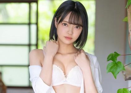 【AVデビュー】つぶらな瞳が可愛い美少女がAVデビュー！本物の美少女です！