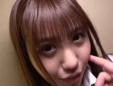 【激カワJK×ハメ撮り】半端なく可愛い巨乳JKが制服着衣で乳首をビンビンに勃たせてイチャラブハメ撮りエッチ♥