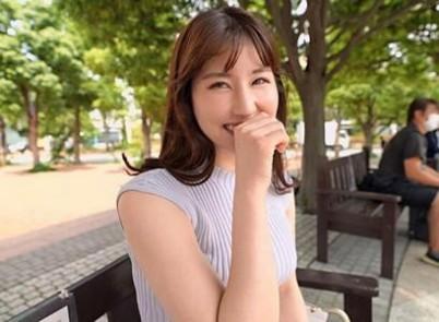 【美人OL】＜吉永このみ＞丸の内OLとAV女優を兼業している美人お姉さんが可愛い下着着衣で勃起チンポを挿入されイキまくる