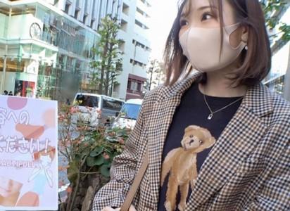 【スレンダー美女×ナンパ】美容に関する配信番組と騙しスレンダー受付嬢24歳をナンパし可愛いパンティをずらし勃起チンポ挿入