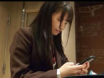 ※閲覧注意！【JK×レイプ】学校帰りの制服JKを尾行しパンチラ盗撮・痴漢・自宅に侵入し寝込みをレイプ！