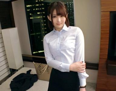 【激カワOL】『スーツ姿に黒パンスト!』半端なく可愛い美少女OLが仕事帰りにホテルで黒パンスト×白パンティで電マオナニー