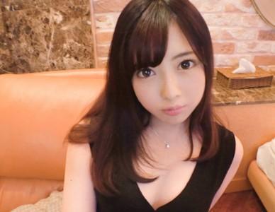 【激カワ女子大生】クリクリした瞳が可愛いスレンダーJDが勃起チンポをシゴきキツマンを激ピスされイキまくる!