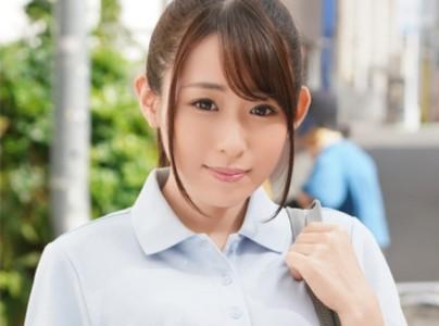 【JK×中出し】『この男優は偉いw』可愛いミニマムJKが巨漢の巨チンを一生懸命シゴき脅威の賢者タイムなしの3連続中出し!