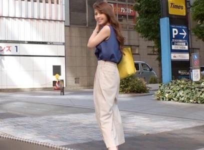 【巨乳OL×ナンパ】足湯サービスでやらしい下着を履いた可愛い巨乳OLをナンパしホテルでギンギンの勃起チンポでガン突き！