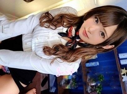 ※フェラテク最高！【メンズエステ×ギャル】インタビュー中にも可愛いパンティがチラつく美人メンエス嬢ギャルと客がエッチ♡