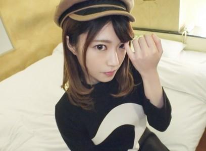 【スレンダー美女】キリっとした顔に可愛い下着を履いた18歳の居酒屋店員とホテルでエッチなことをw