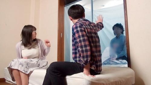 一般男女モニタリングAV 近親相姦しちゃった母子のその後まで追跡スペシャル マジックミラーの向こうには再婚したての父親！巨乳の新しいお母さんと童貞の息子が2人っきりの密室で筆おろし中出し！！…した後日談:義母と息子の何度も繰り返される父には秘密の近親相姦を家…