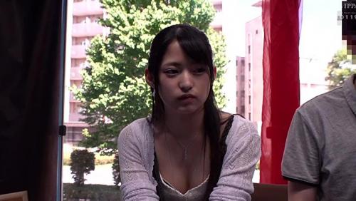 マジックミラー号ハードボイルド 神技エステティシャンのヌルヌル妙技で興奮した彼女さんを「膣内デトックスですよ」とダマして激ピス・マシンバイブ！人生初の激潮を吹きまくったあげく、最後は彼氏を裏切ってデカチン挿入を許してしまうのか？2