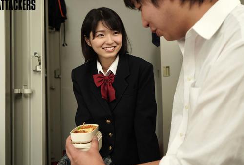 サッカー部の女子マネージャーは毎日、顧問教師の性処理をさせられています。 倉本すみれ