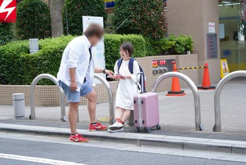 巨漢ナンパ師が池袋で見つけた上京家出娘あいちゃん（18才）スーパー低身長134cm娘に 種付けセックス12発！！中出しヤリまくった4日間の記録映像を緊急AV発売 ナンパJAPAN EXPRESS Vol.117