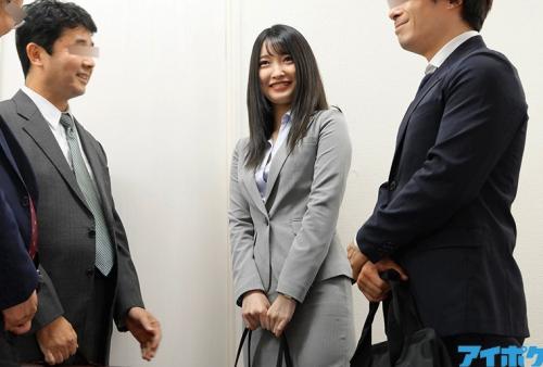出張先相部屋NTR 絶倫の上司に一晩中何度もイカされ続けた美人女子社員  藤井いよな