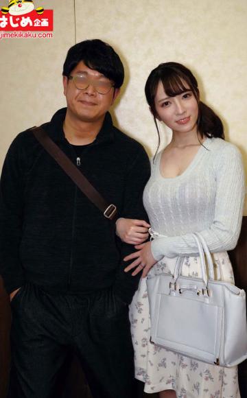 残酷ミラーゲームに負けるとエロ罰ゲーム!隣に旦那がいる状態でもおかまいなしで中出しSEX！