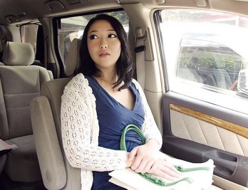 SNSで知り合ったご近所の美人ママ友を頂いちゃいました 1 10名