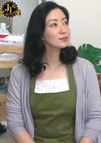 巷で噂の「おばさんレンタル」サービス28 性格よし子な優しいおばさんの人柄につけ込んでどこまでやれるか試してみた結果…中出しセックスまでやらせてくれた！！