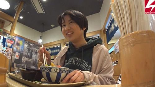 ナンパしたその日はハメない、後日再会してムチャクチャ中出しSEXした。 コンビニバイト娘 チカちゃん