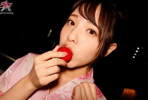 ちくびをコリコリってしながら唾液でぬるぬるちゅっぽん 舐めヌル遊び痴女校生 白桃はな