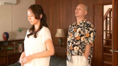 人妻を力づくでものにする… 肉欲ファック