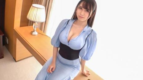 【巨乳 女子大生 美少女】これまでに付き合った人数二人、セフレ無し、テクニシャンな腰つきを騎乗位で披露！経歴詐称はいけませんよ……？